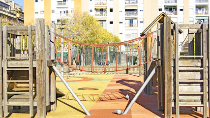 Fototapeta na wymiar Parque infantil en Barcelona, Catalunya, España