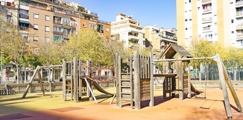 Parque infantil en Barcelona, Catalunya, España