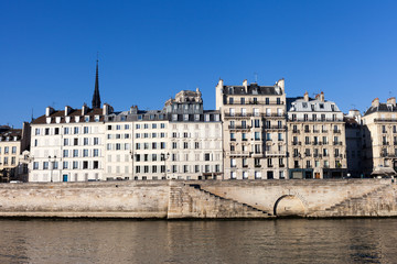 Fototapeta na wymiar Seine river embankment in Paris, France.
