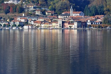 Fototapeta na wymiar Ortasee im Piemont
