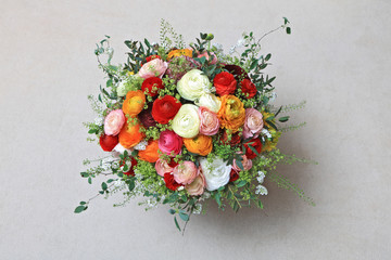 Ranunkelstrau&szlig; mit Brautspiere