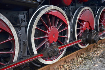Obraz na płótnie Canvas old steam train wheels