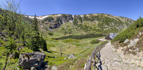 Schronisko Samotnia - Karkonosze - Sudety - Góry © sanzios