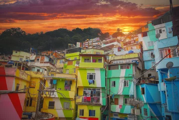 Photo sur Plexiglas Copacabana, Rio de Janeiro, Brésil Rio de Janeiro downtown and favela