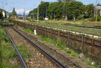 Railway traffic road