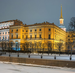 Obraz premium The Mikhailovsky Castle also known as Engineer Castle. St. Petersburg, Russia. Night photo.