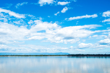 Obraz na płótnie Canvas Mekong river with sky blue and cloud background
