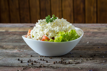 Vegetable salad with cheese