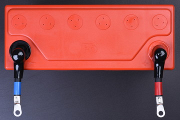 Battery backup power with symbol Pb lead and cables, directly above