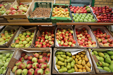 Hala Mirowska, Varsovia, Polonia