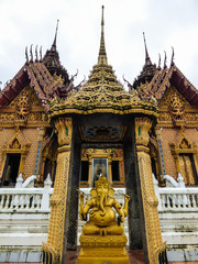 Fototapeta premium Ganesh/Vinayaka statue at Wat Khok Samankhun (Buddhist temple) in Hat Yai, Thailand