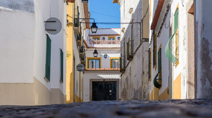 Ruas da cidade de Evora, Portugal. 2017