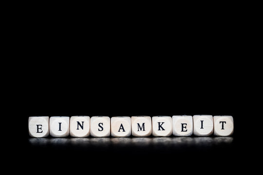 Einsamkeit als Wort isoliert