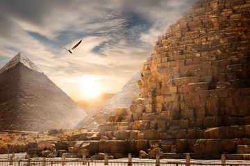 Paysage de pyramides égyptiennes