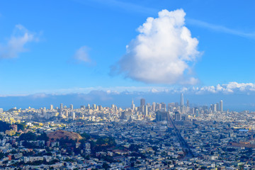 Skyline von San Francisco, Meer im Hintergrund, USA, Kalifornien