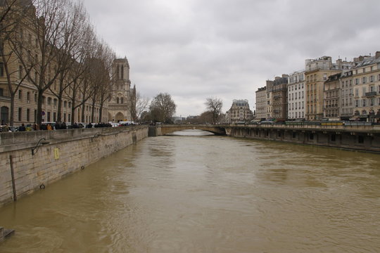 Crue de la Seine, Ile de la Cité à Paris