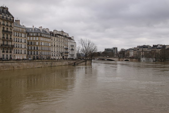 Crue de la Seine, Ile de la Cité à Paris
