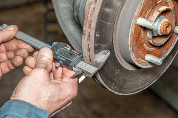  brake disc,  
replacement of the brake disc at an authorized service center
