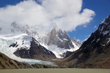 Obraz premium Cerro Torre Group at the Los Glaciares National Park, Argentina