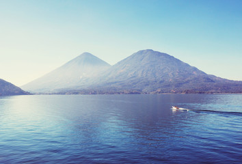 Fototapeta premium Atitlan lake