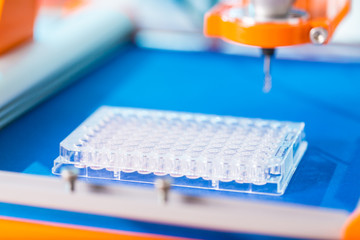 PCR robot machine