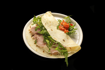 piadina with ham and mozzarella