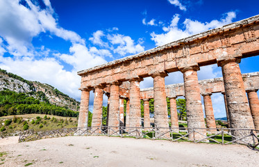 Fototapeta premium Segesta temple, Sicily, Italy