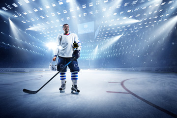 Ice hockey player on the grand ice arena