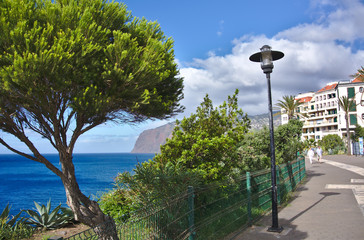Fototapeta premium Walking the coast of Madeira towards the west 