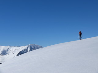 Fototapeta na wymiar ski de randonnée dans le Capcir