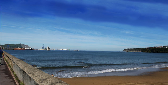 Habor Bilbao , Playa de Ereaga