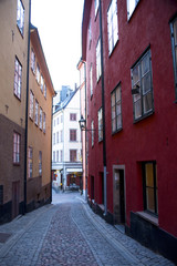 Fototapeta na wymiar Narrow street in old town of Stockholm