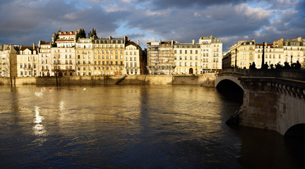 Architecture of 'Ile Saint Louis' in Paris