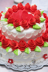 Obraz na płótnie Canvas Tasty beauty wedding cake with flowers