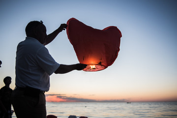lantern lighter