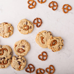 Chocolate chips and pretzels cookies on a marble table