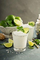 Frozen lime and mint margarita