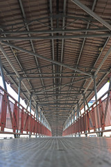 Steel structure of the corridor