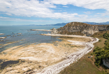 Obraz premium eroded cliffs at Kaikoura Peninsula coastline, New Zealand