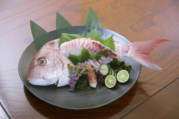 和食　鯛の姿造り