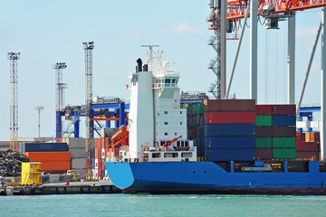 Port cargo crane, ship and container
