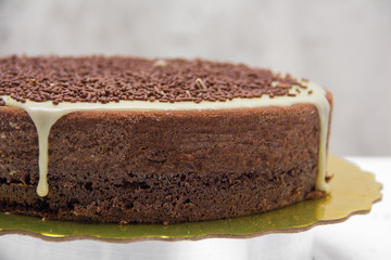 Chocolate cake with white chocolate cream