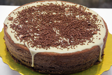 Chocolate cake with white chocolate cream