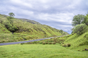 Fototapeta na wymiar The mountain pass between Ardchattan and Barcaldine in Argyll