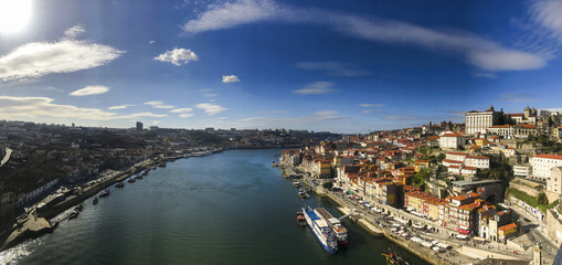 Obraz premium Douro river and city of Porto