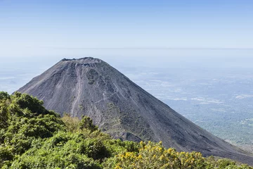 Wandaufkleber Izalco Volcano in Salvador © Henryk Sadura