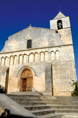 Fototapeta na wymiar Saignon (Vaucluse): église du village, Provence, France
