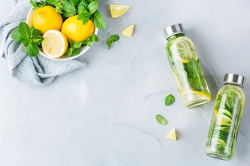  Fresh cool lemon cucumber mint infused water detox drink © aamulya