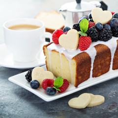 Vanilla pound cake for Valentines day