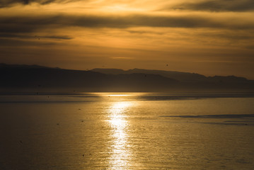 Fototapeta na wymiar Sunrise above the sea